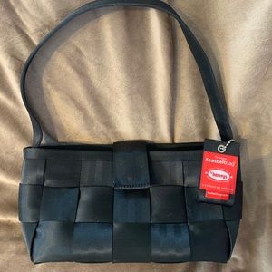 Seatbelt Bag by Harvey’s. Boxy Bag Legacy. Black